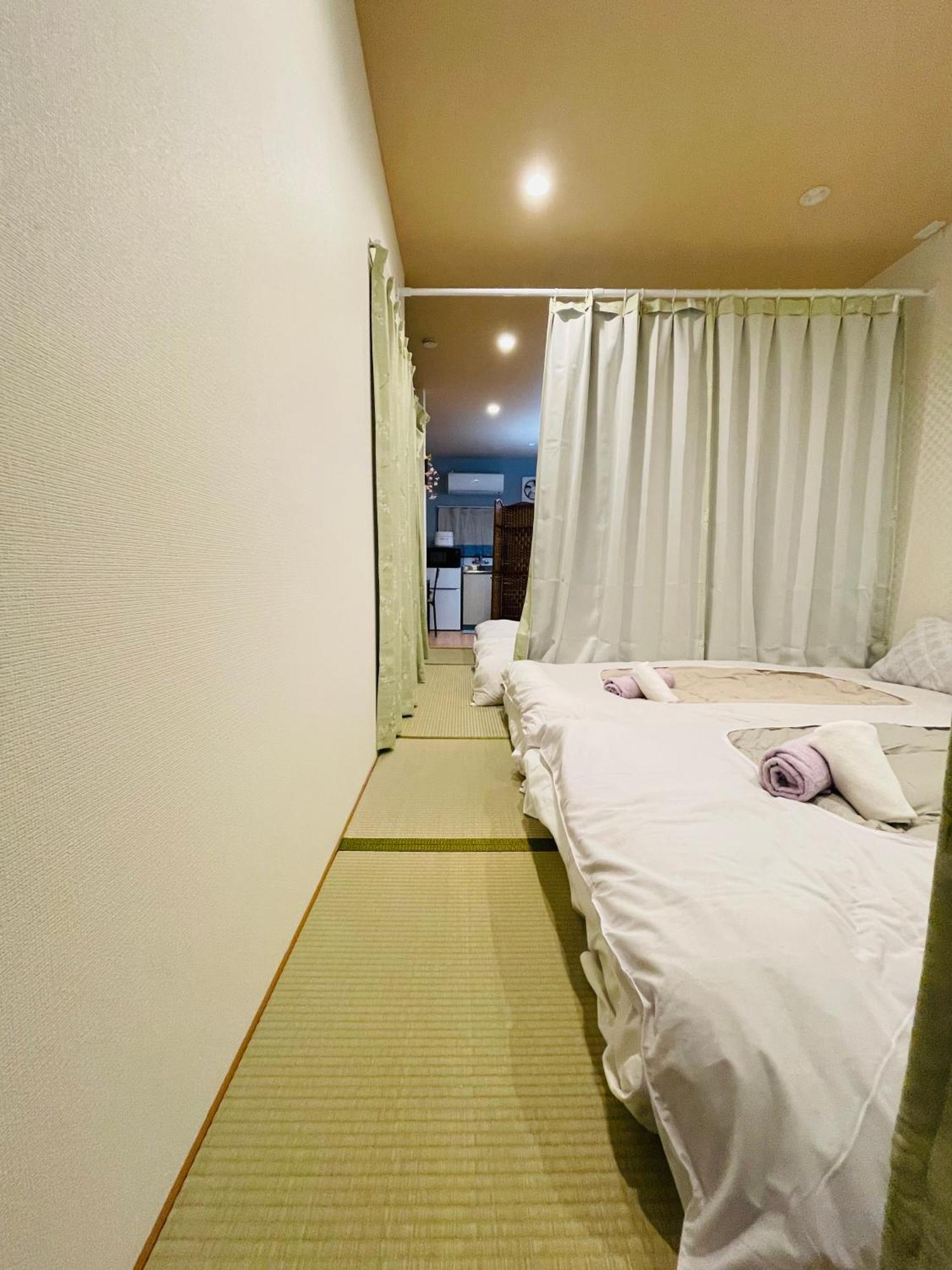 Villa 難波心斎橋10 Minutes民宿3号室 à Ōsaka Extérieur photo