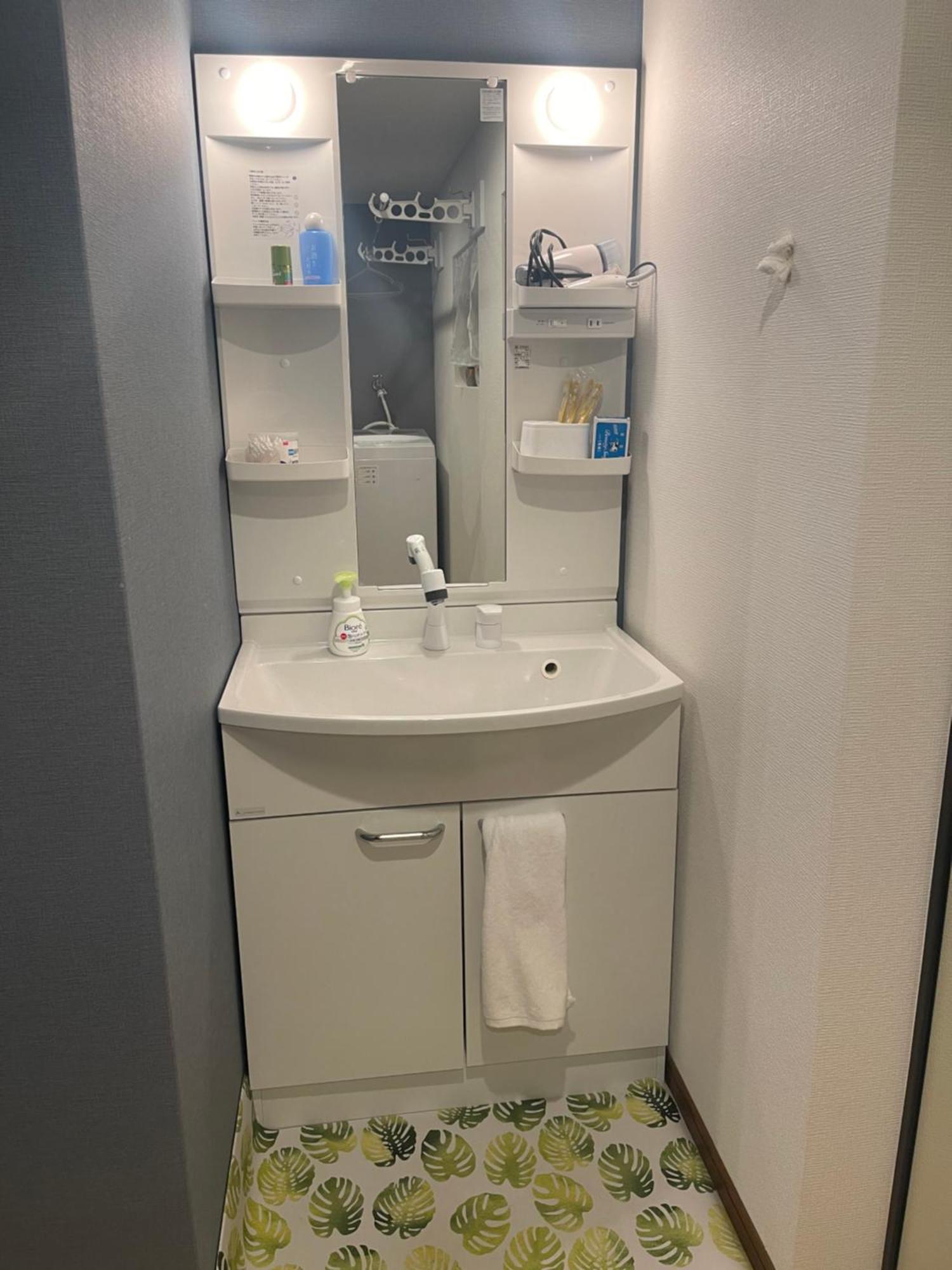 Villa 難波心斎橋10 Minutes民宿3号室 à Ōsaka Extérieur photo