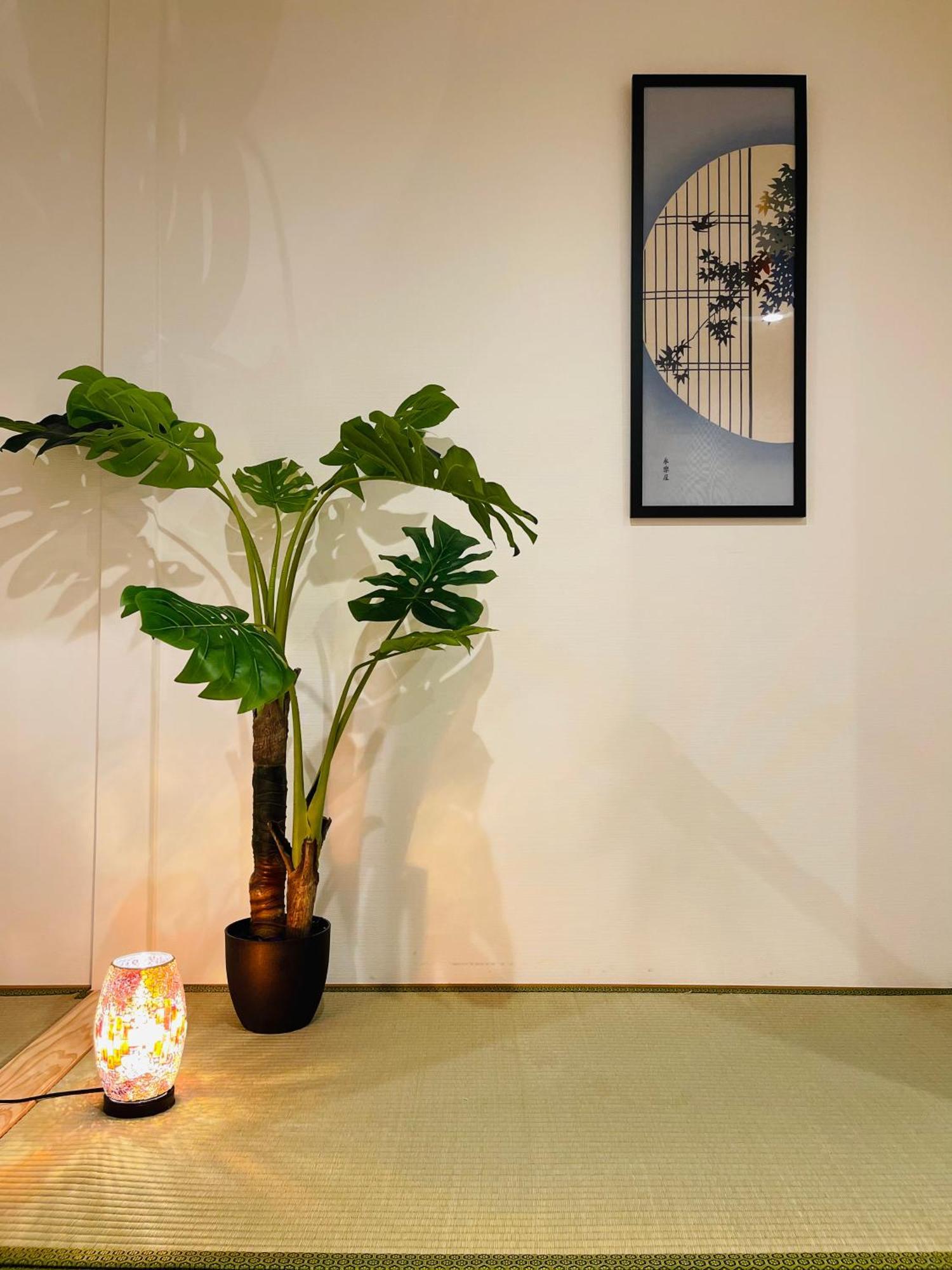 Villa 難波心斎橋10 Minutes民宿3号室 à Ōsaka Extérieur photo