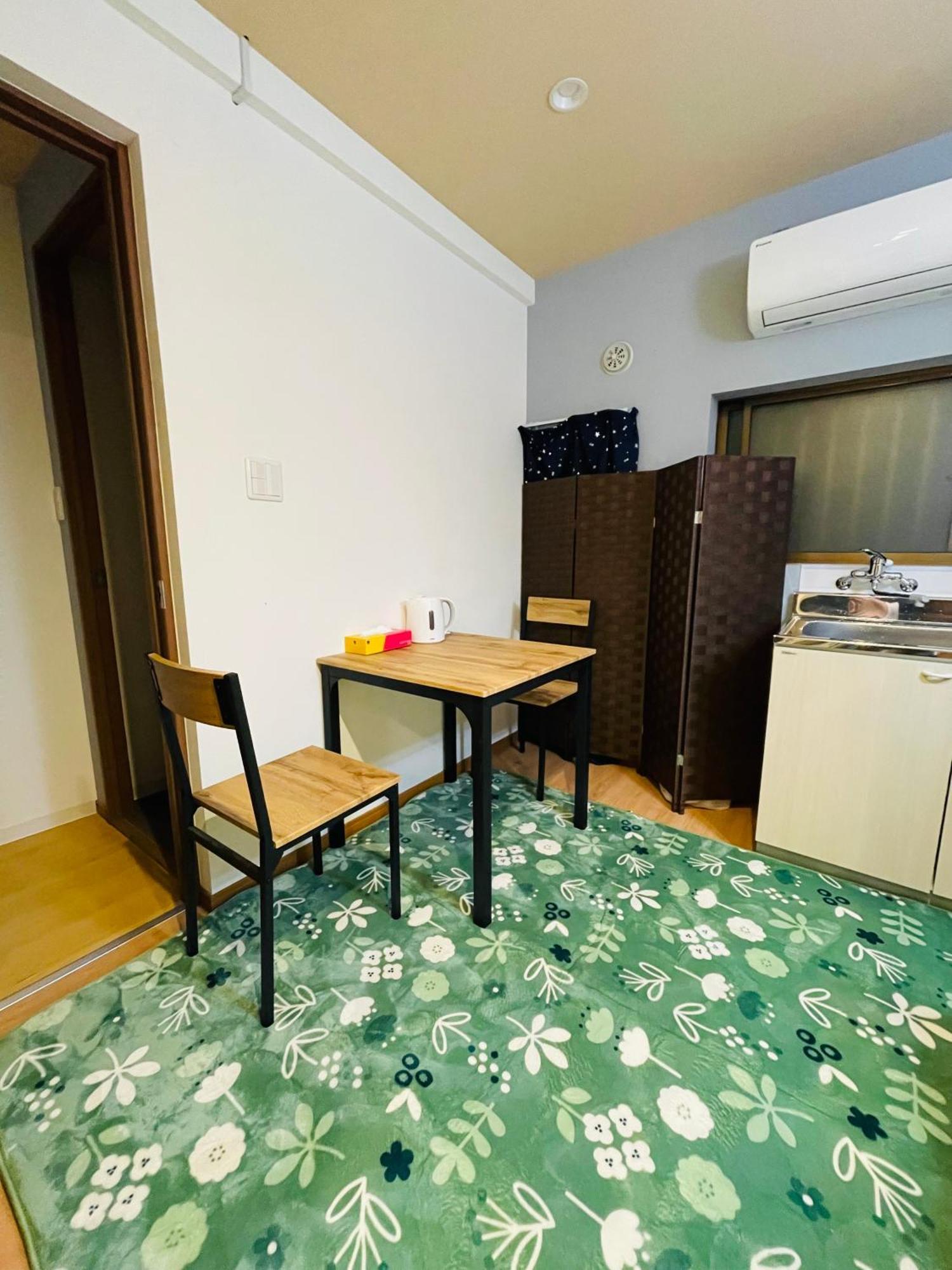 Villa 難波心斎橋10 Minutes民宿3号室 à Ōsaka Extérieur photo